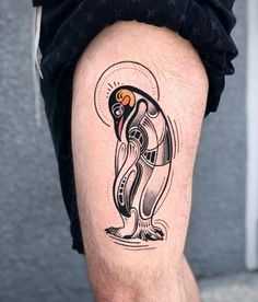 Тату с пингвином: значение татуировки с самой обаятельной морской птицей