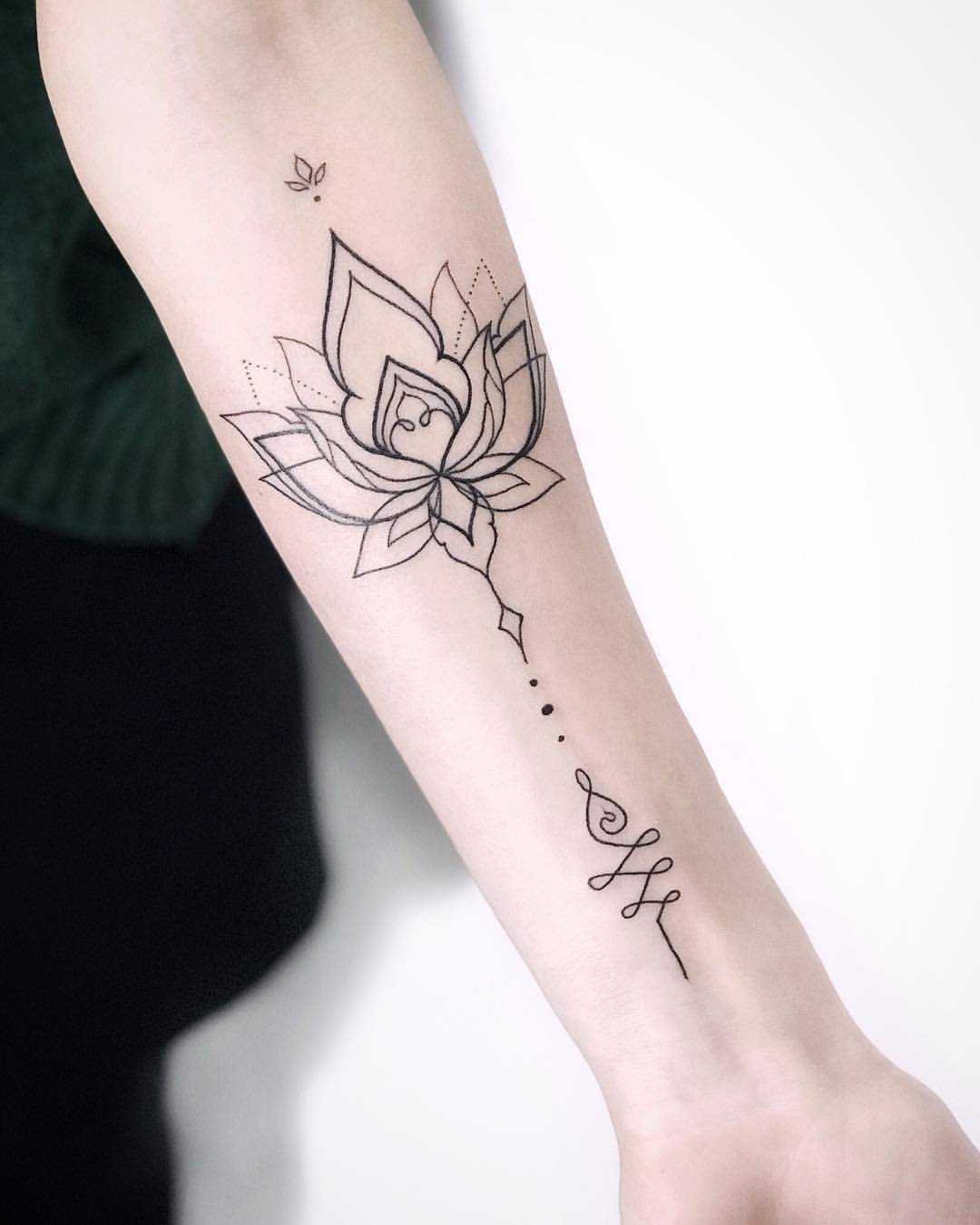 Tattoo • тату роза: популярные стили и композиции