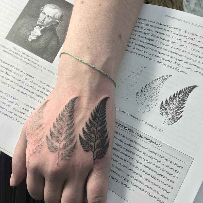 Тату кленовый лист значение в тюрьме. почему у канады символ кленовый лист