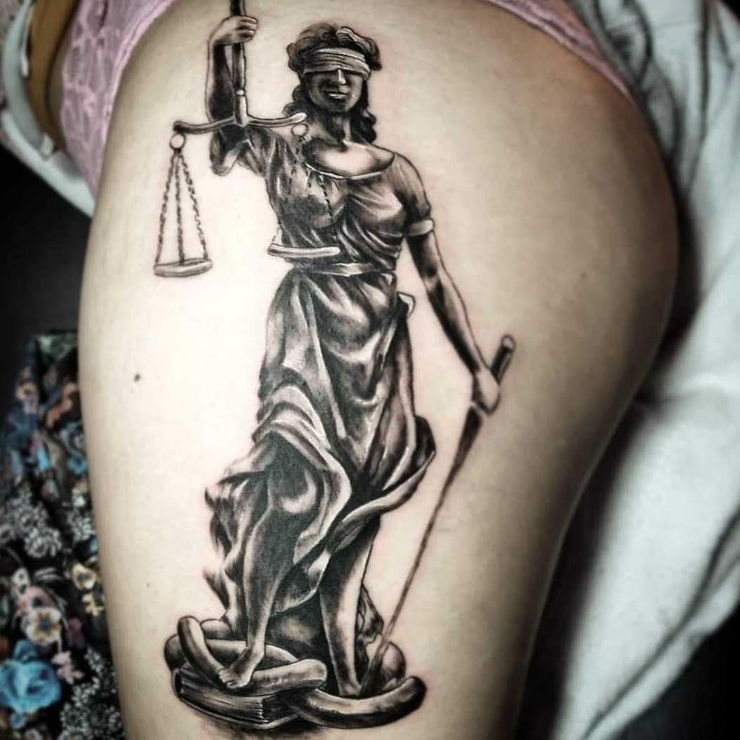 Tattoo • значение тату: фемида